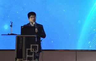 v8哈希游戏在LED显示权威论坛颁发关于LED云平台的主题演讲